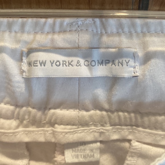 New York and Co white slacks! - Picture 2 of 6